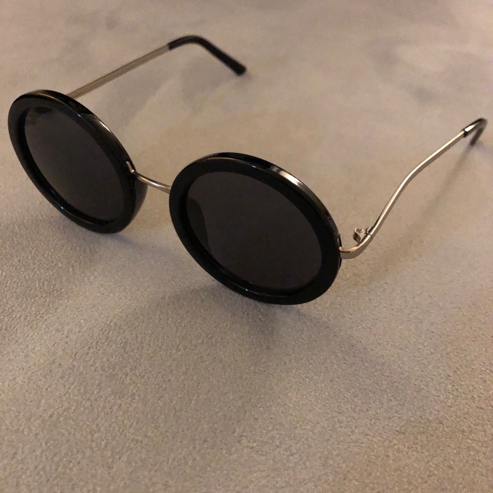 Lily brown sunglasses brand new